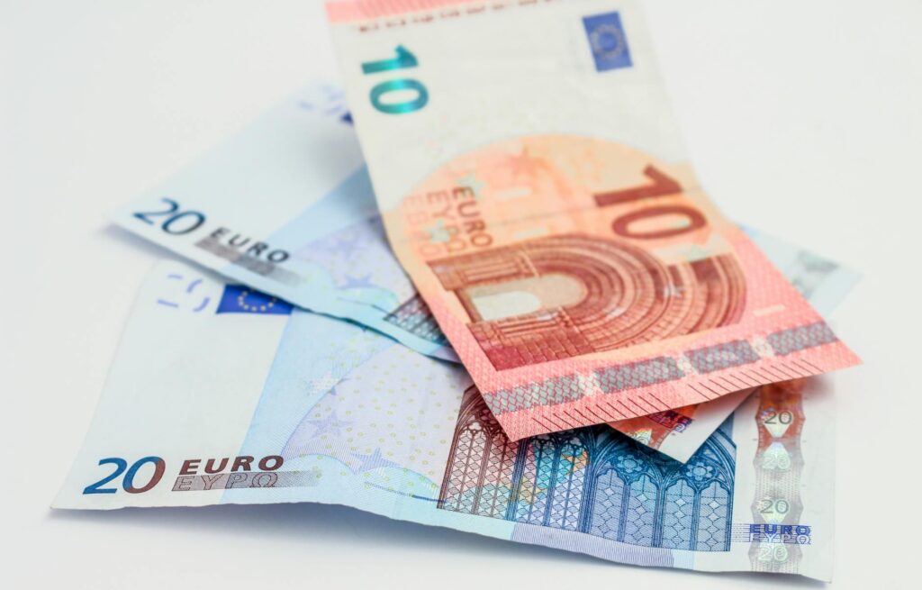 Visum, Finanzen, Investment, EU, Recht, Wohnsitz