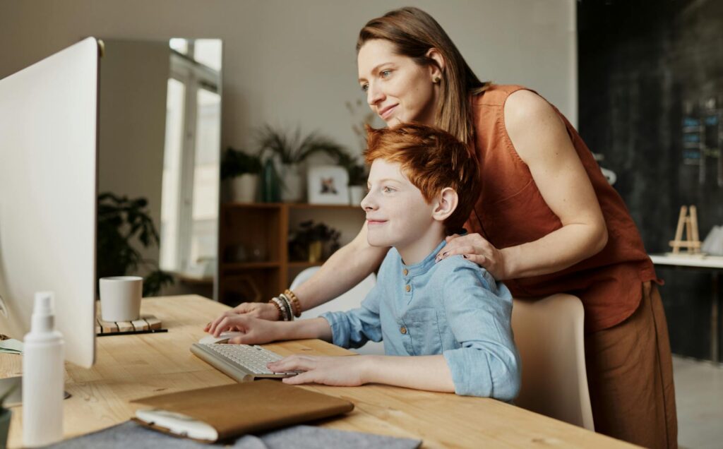 Weltreise, Kinder, Schule, digital, Bildung, Homeschooling
